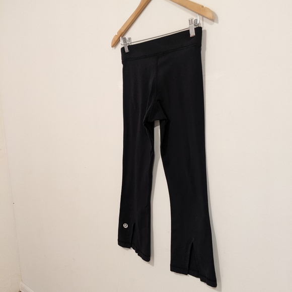 Lululemon Boogie Crops Black 4 - Picture 13 of 16